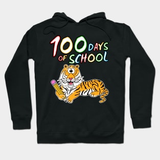 100 Days Of School Tiger Kindergarten Teacher 2022 Hoodie